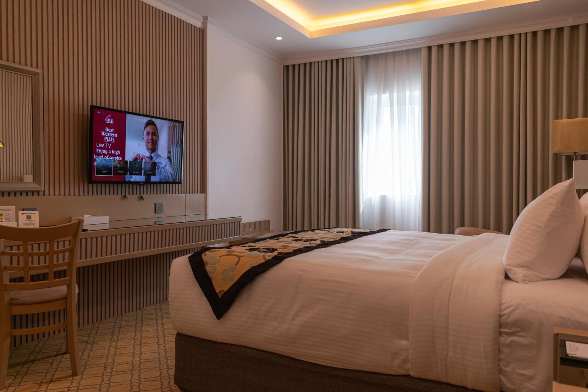Best Western Plus Jeddah Hotel Madinah Road Exterior photo
