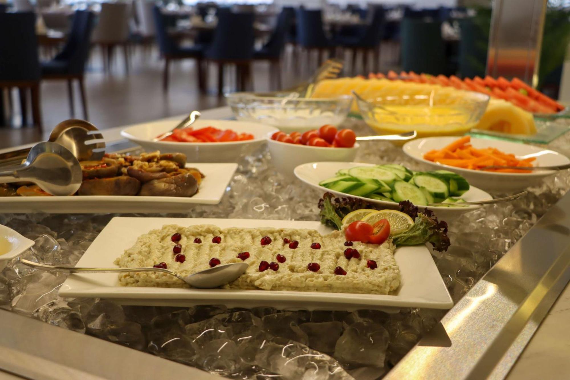 Best Western Plus Jeddah Hotel Madinah Road Exterior photo