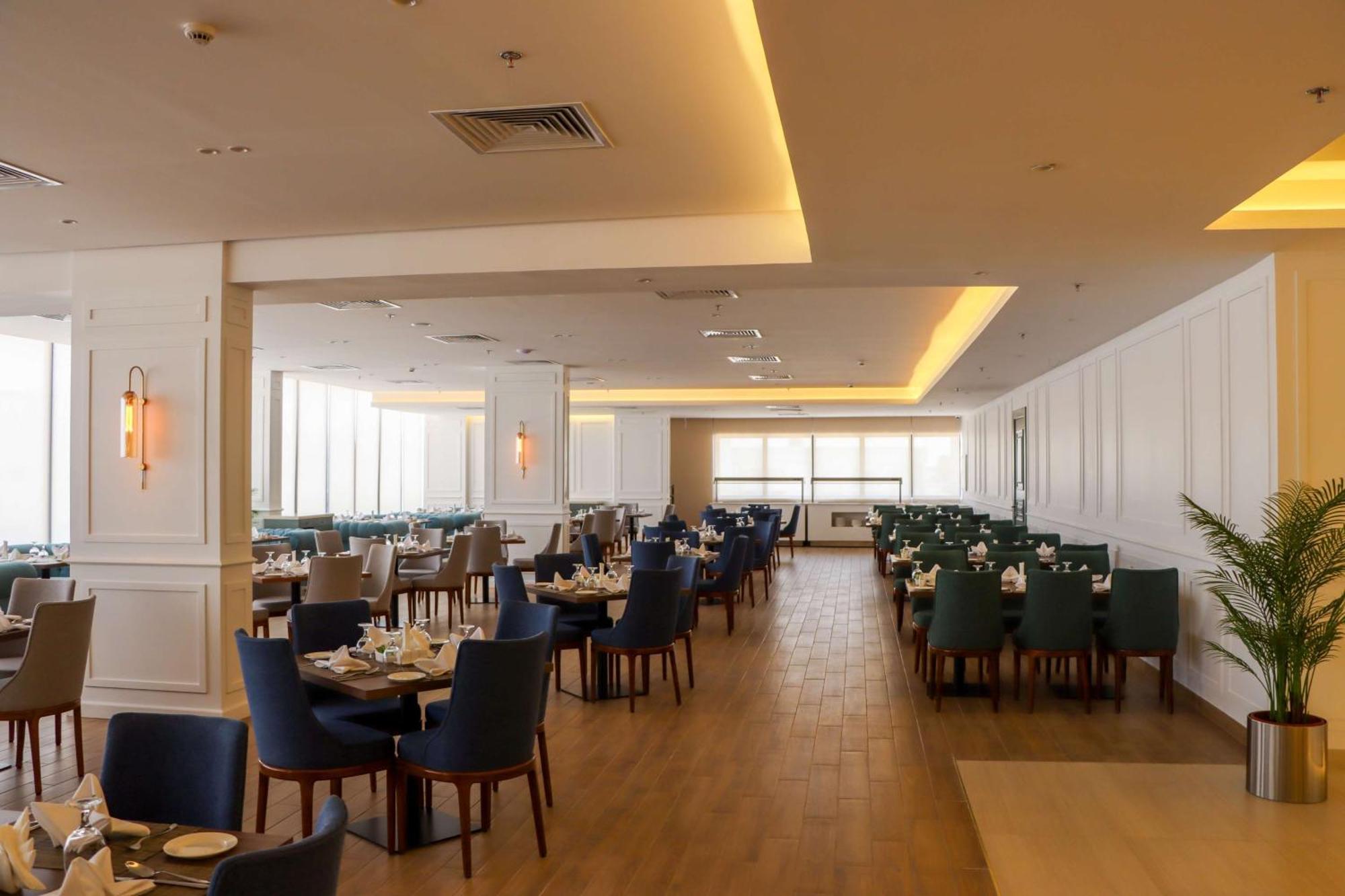 Best Western Plus Jeddah Hotel Madinah Road Exterior photo