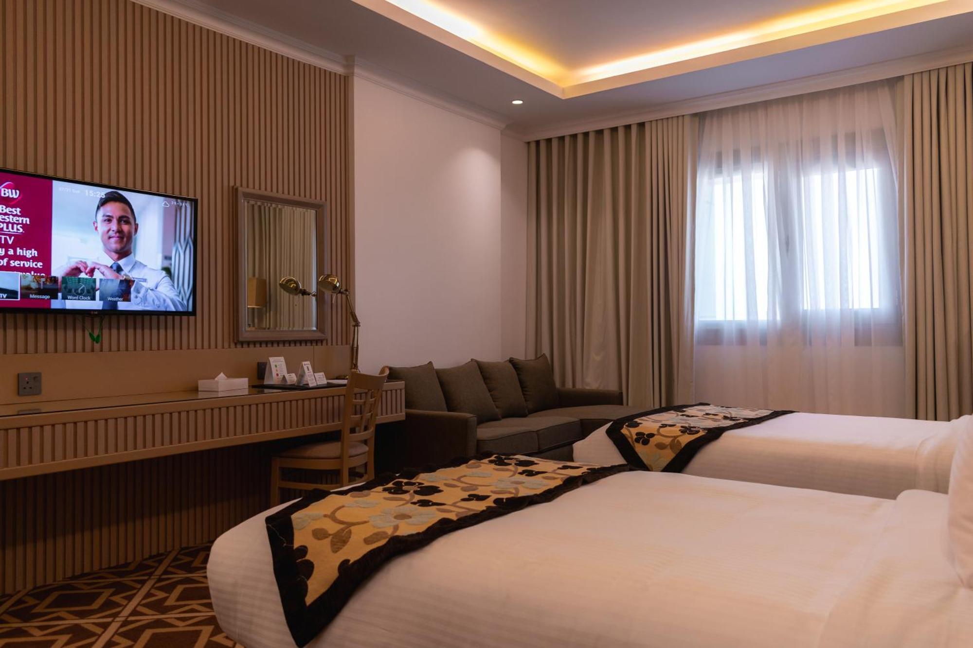 Best Western Plus Jeddah Hotel Madinah Road Exterior photo